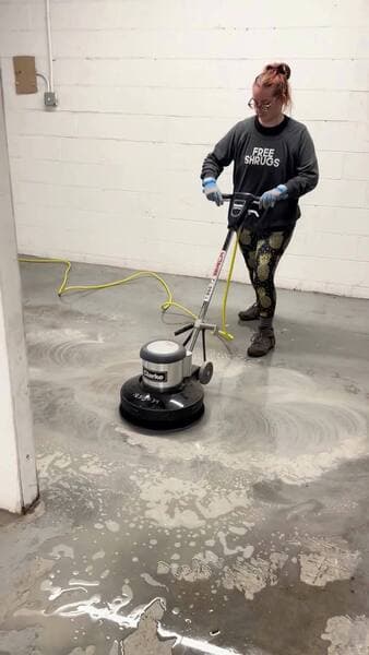 We spent this weekend sanding the cement floors. There was a lot of spots where the paint was chipping and even some cement blobs that needed smoothing out. We got through the shop side but will need to go over it again with a sanding disk. It was work but it was fun, too.

#sparkcreatives #makerspace #diy #community 